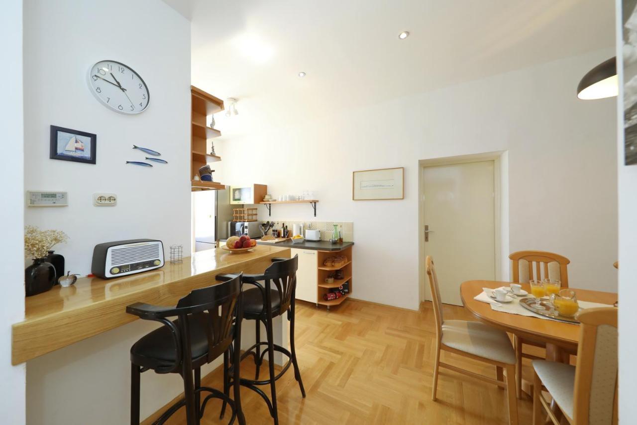 Lovely Rita'S Sibenik - Apartment City Center With Central Heating Экстерьер фото