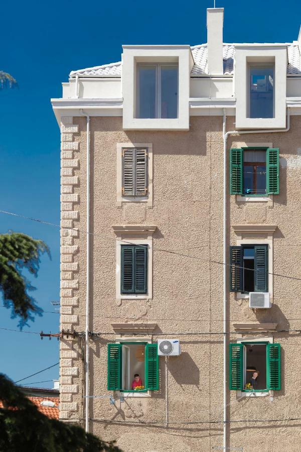 Lovely Rita'S Sibenik - Apartment City Center With Central Heating Экстерьер фото